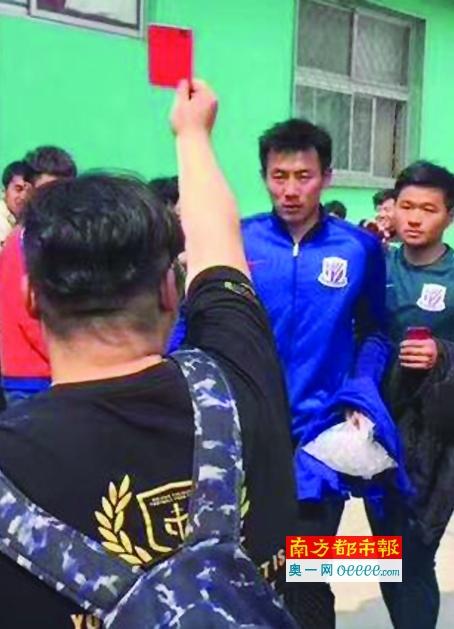 福登在接受TNTSports采访时表示，曼城上半场踢得很糟糕，但进球让曼城找回了状态。